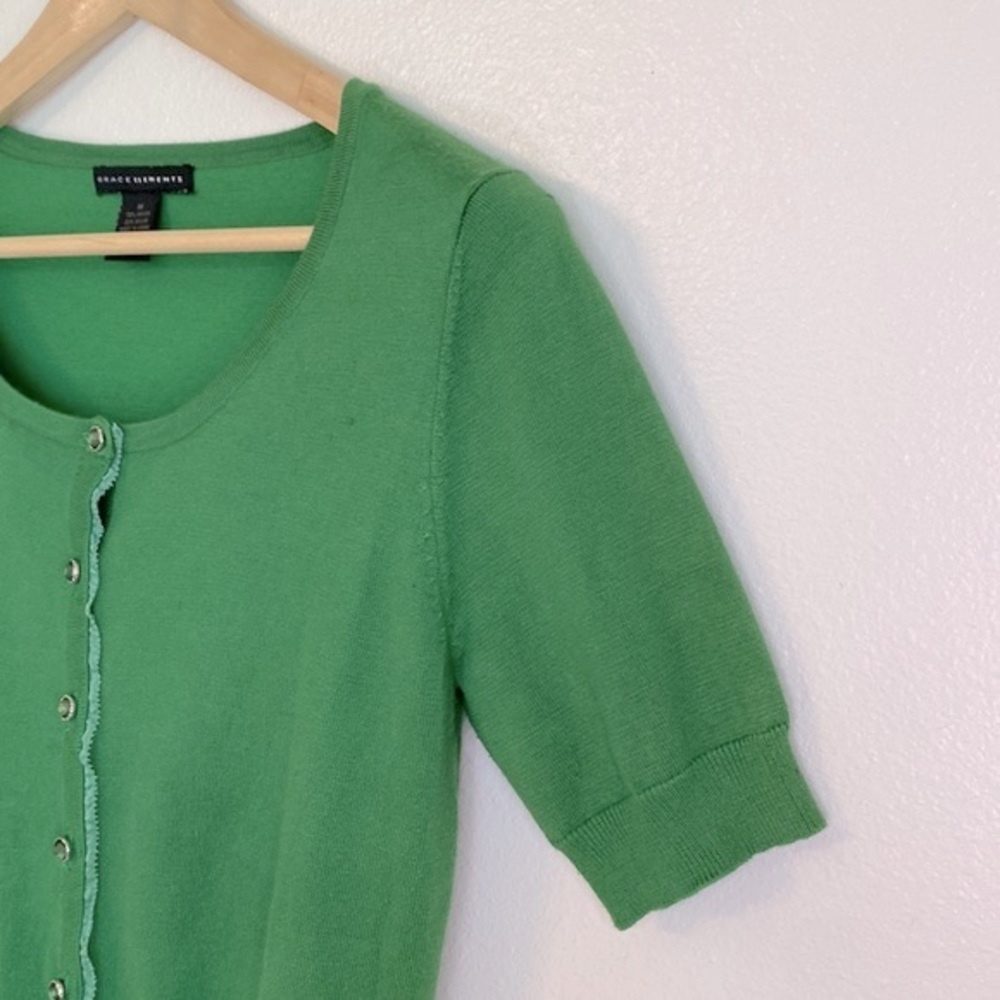 Grace Elements | Fitted Green Cardigan w|jewel Buttons - Picture 4 of 7